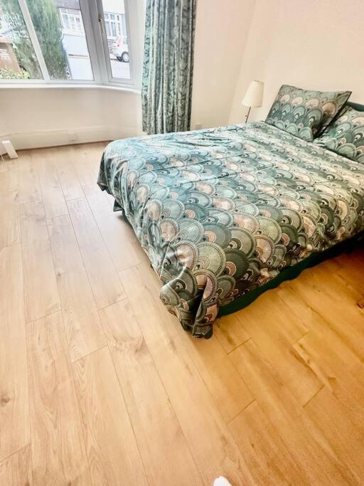 4 Bed House In Daneby Road,Se6 Villa Catford Ngoại thất bức ảnh